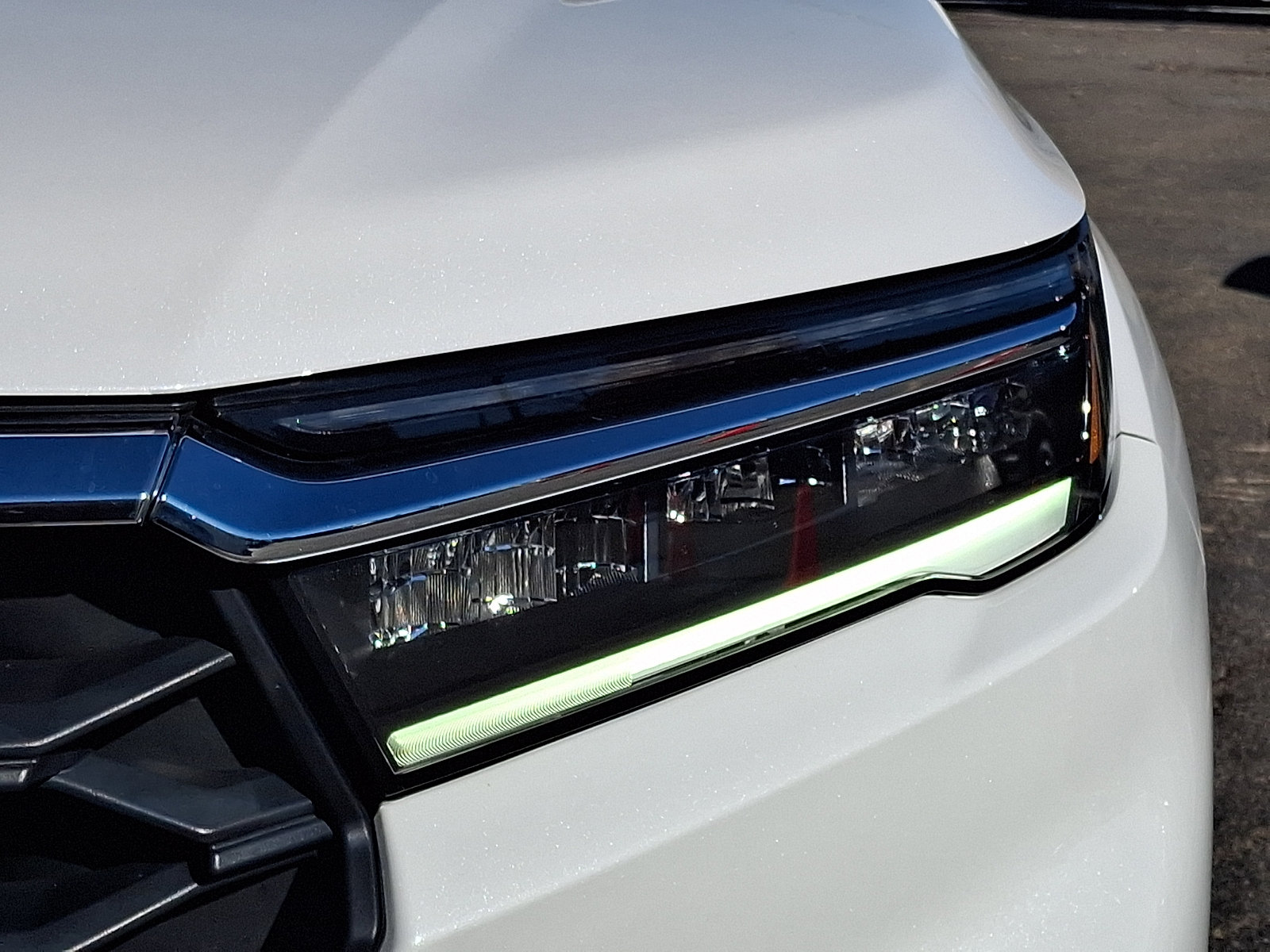 Used 2024 Honda Pilot EX-L image 9
