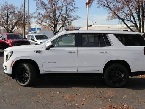 New 2026 GMC Yukon Elevation image 3