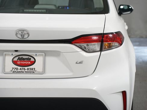 Certified 2024 Toyota Corolla LE FWD image 10