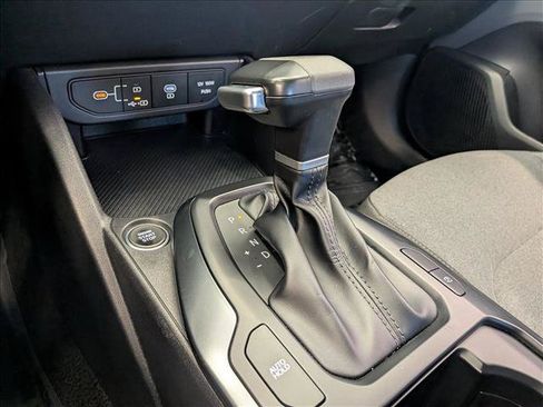 Used 2025 Kia K4 FWD image 17