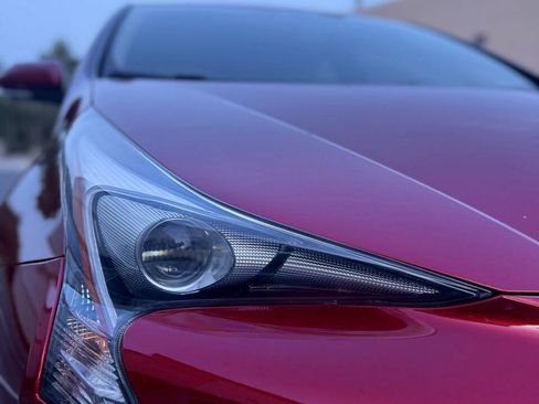 Used 2016 Toyota Prius Four Touring FWD image 20