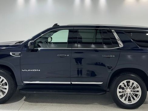 Used 2024 GMC Yukon SLT image 2