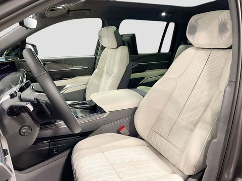 New 2026 Cadillac Escalade IQL Luxury AWD/4WD image 15