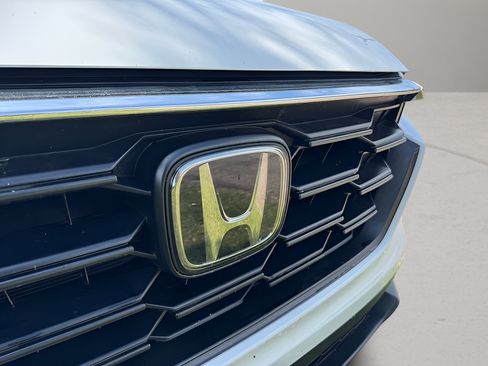 Used 2023 Honda CR-V LX image 30