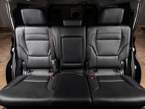 Used 2023 Toyota Sequoia Limited image 35