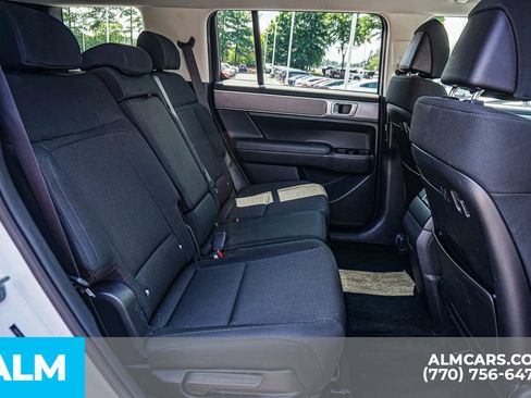 Used 2025 Hyundai Santa Fe SE FWD image 43