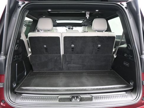 Used 2025 Jeep Wagoneer Series III w/ Premium Group I AWD/4WD image 33