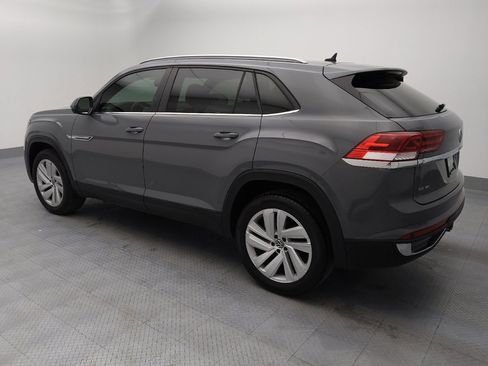 Used 2021 Volkswagen Atlas Cross Sport SE image 3