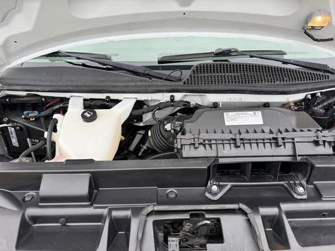 Used 2021 Chevrolet Express 2500 w/ Driver Convenience Package image 38