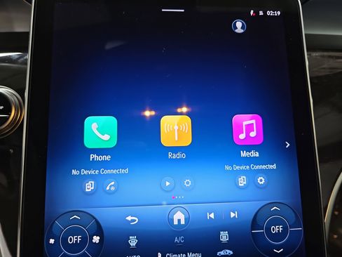 Certified 2025 Mercedes-Benz GLC 300 image 25