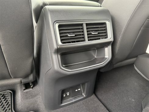 New 2026 Volkswagen Atlas Cross Sport SE image 25