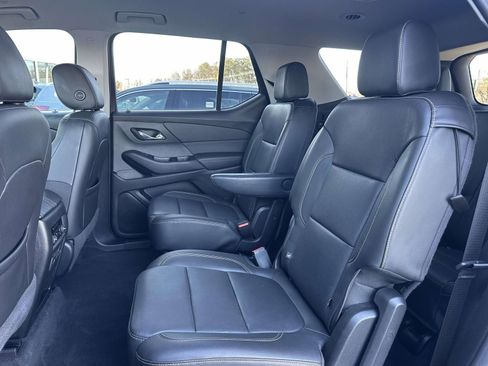 Used 2019 Chevrolet Traverse Premier image 14
