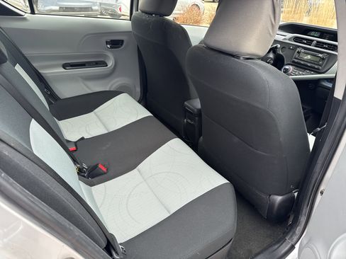 Used 2012 Toyota Prius C Two image 28