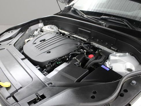 Certified 2025 Volvo XC90 B5 Core image 35