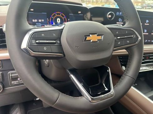 New 2026 Chevrolet Suburban High Country w/ Sun And Tow Package image 27