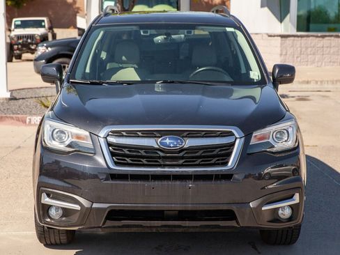 Used 2018 Subaru Forester 2.5i Limited image 3