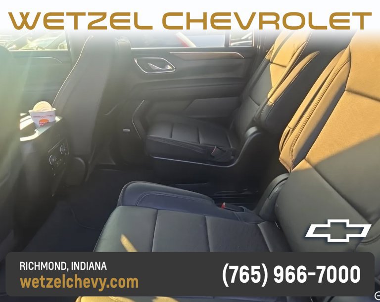 Used 2024 Chevrolet Suburban High Country AWD/4WD image 7