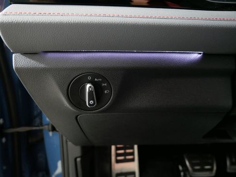 Used 2025 Volkswagen Jetta GLI Autobahn image 26