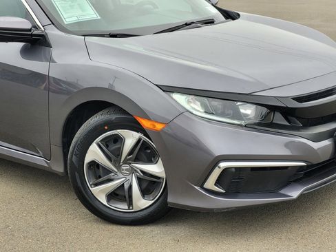 Used 2019 Honda Civic LX image 3