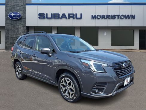 Certified 2024 Subaru Forester Premium AWD/4WD image 1