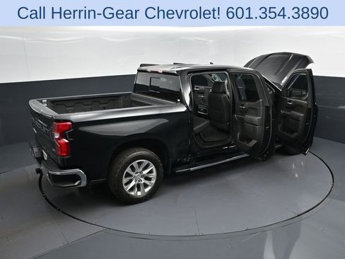 Used 2021 Chevrolet Silverado 1500 LTZ AWD/4WD image 52