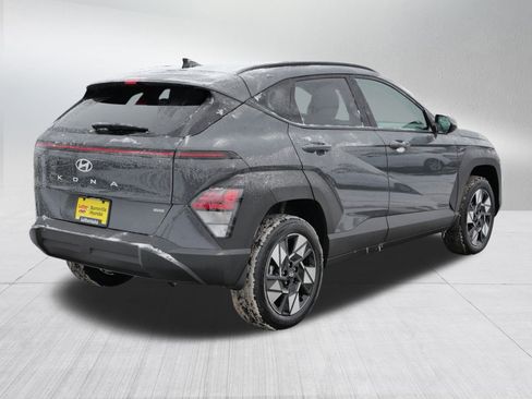 Certified 2025 Hyundai Kona SEL image 7