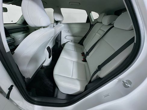 Used 2024 Hyundai Kona SEL FWD image 29