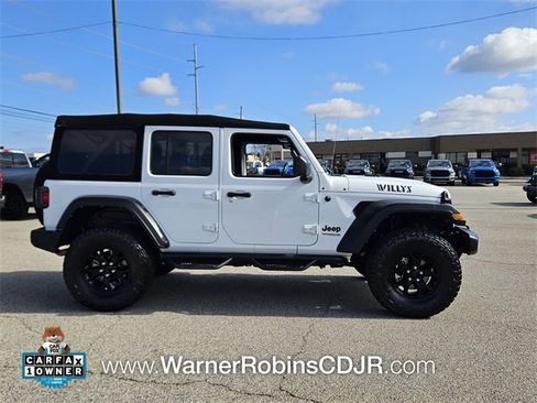 Used 2022 Jeep Wrangler Unlimited Sport image 12