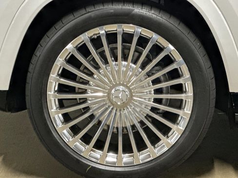 New 2026 Mercedes-Benz Maybach GLS 600 4MATIC image 11