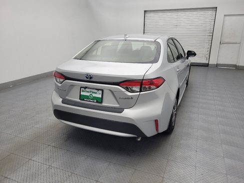 Used 2020 Toyota Corolla LE image 7