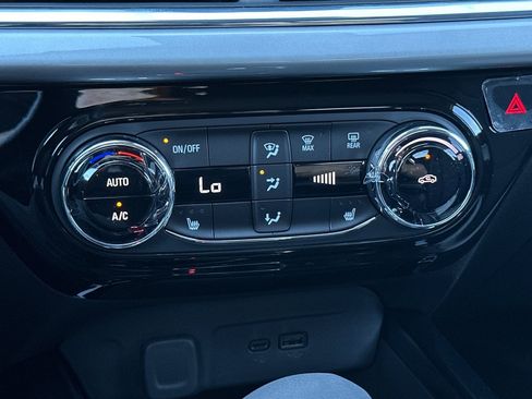 New 2026 Chevrolet Trax LT w/ Driver Confidence Package image 20