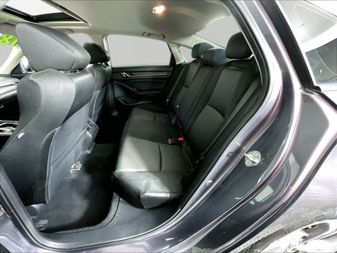 Used 2018 Honda Accord EX image 22