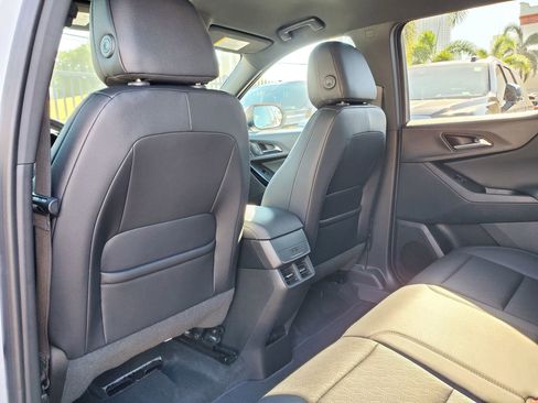 Used 2026 Chevrolet Equinox LT w/ Convenience Package II FWD image 10