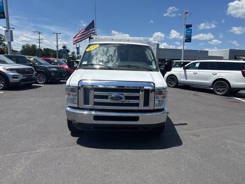 Used 2019 Ford E-350 and Econoline 350 Super Duty w/ Power Windows & Locks Group RWD image 2