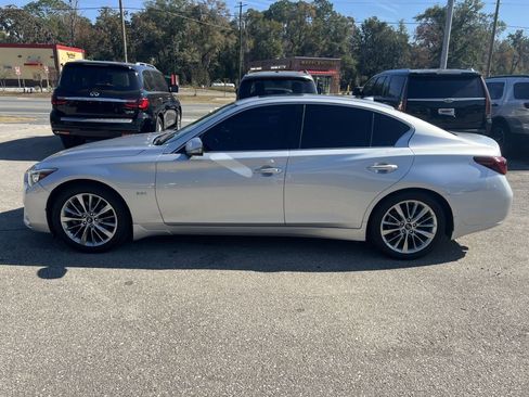 Used 2019 INFINITI Q50 Luxe w/ Essential Package (3.0T Luxe) image 8