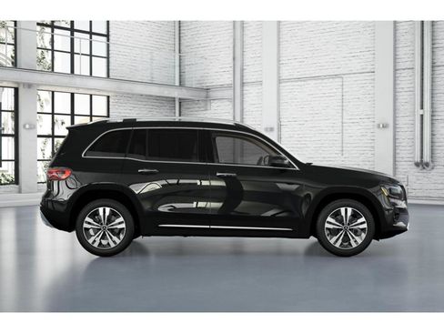 New 2026 Mercedes-Benz GLB 250 GLB 250 image 2