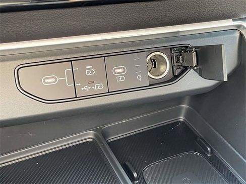 New 2026 Kia Carnival SX Prestige image 40