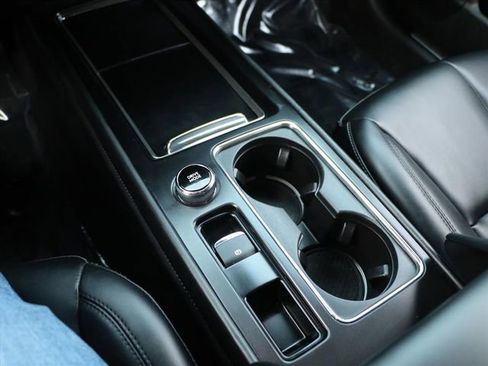 Used 2023 Lincoln Corsair FWD image 23