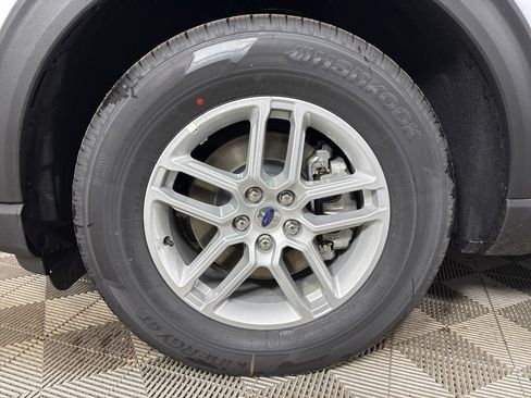 New 2026 Ford Explorer Active w/ Active Comfort Package RWD image 11