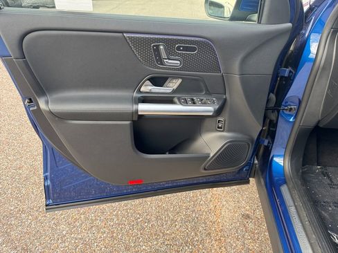 New 2025 Mercedes-Benz GLA 250 image 16