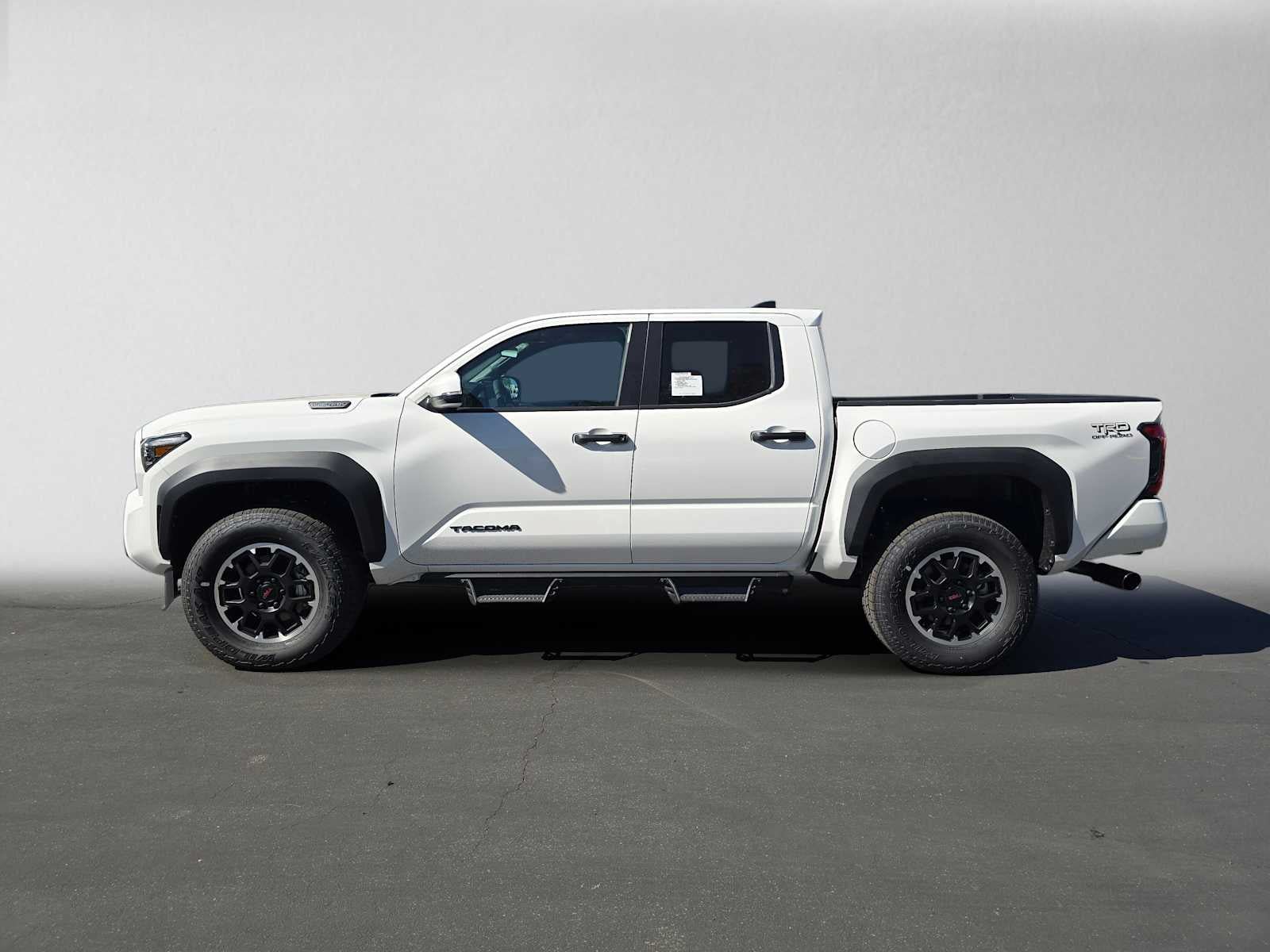 New 2026 Toyota Tacoma TRD Off-Road w/ TRD Off Road Upgrade Package AWD/4WD image 6