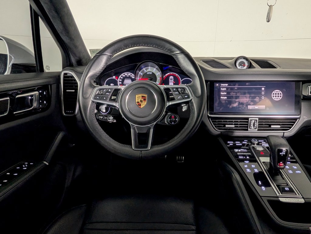 Certified 2023 Porsche Cayenne GTS AWD/4WD image 20