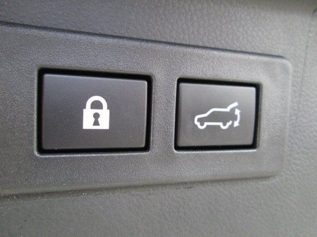 Used 2023 Subaru Outback Premium AWD/4WD image 13