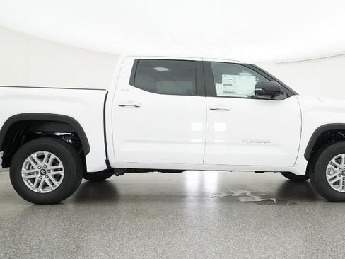 New 2026 Toyota Tundra SR5 AWD/4WD image 27