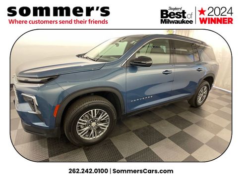 Used 2025 Chevrolet Traverse LT image 7