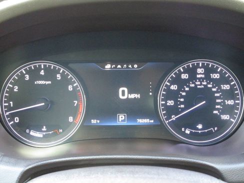 Used 2015 Hyundai Genesis 3.8 w/ Option Group 04 image 17