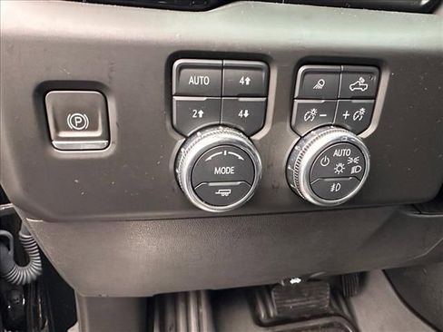 Certified 2023 GMC Sierra 1500 AT4X image 22