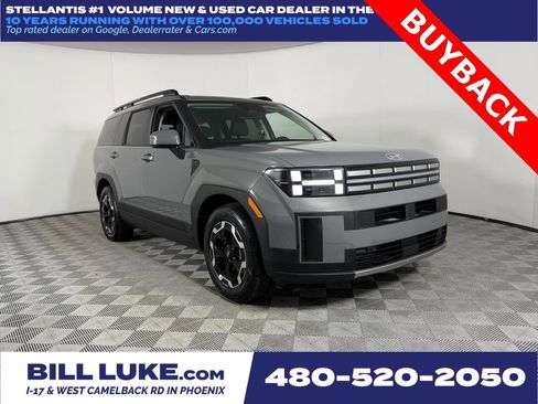 Used 2025 Hyundai Santa Fe SEL image 1