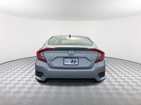 Used 2017 Honda Civic EX-T image 8