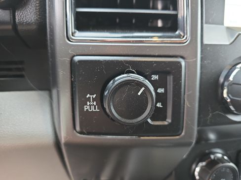 Used 2020 Ford F150 XLT w/ Equipment Group 302A Luxury AWD/4WD image 30